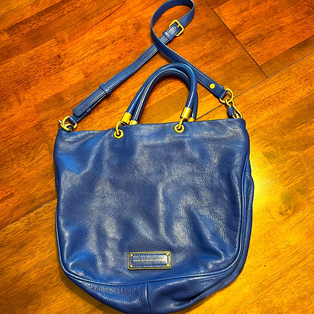 Like new Marc Jacobs satchel/shoulder bag.